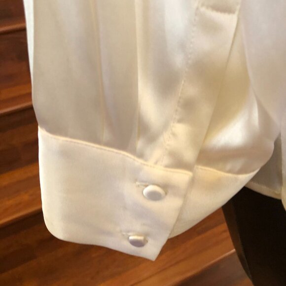 Chico's Black Label Ivory Silk Blend Blouse Long Sleeve Collared Desc. for Size - Picture 5 of 7